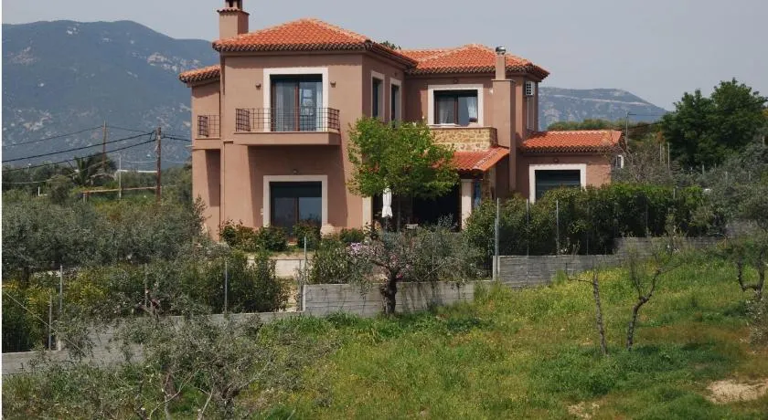 Olive Tree Cottage - Image 1