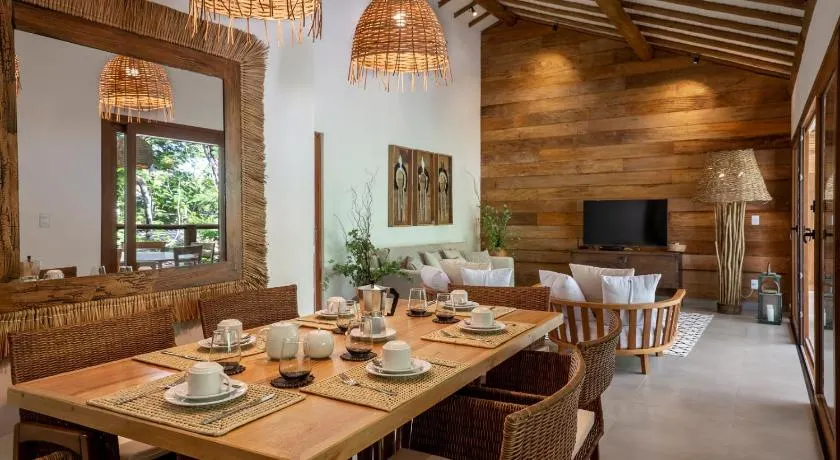 Flamboyant Residence Quadrado - Image 1