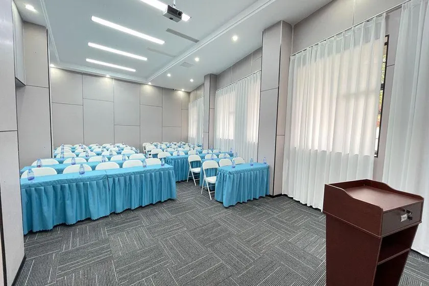 Lizun Platinum Hotel (Yongtai Branch) - Image 1