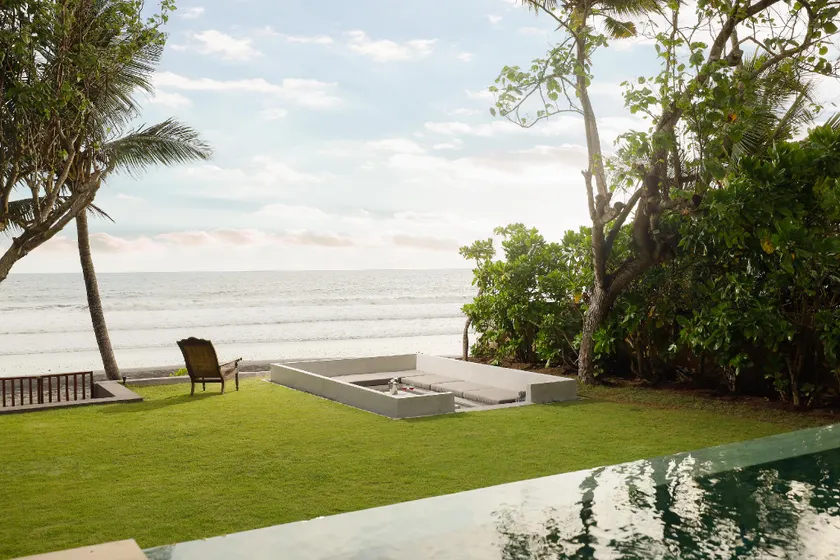Black Beach Villa - Absolute Beachfront Escape - Image 1