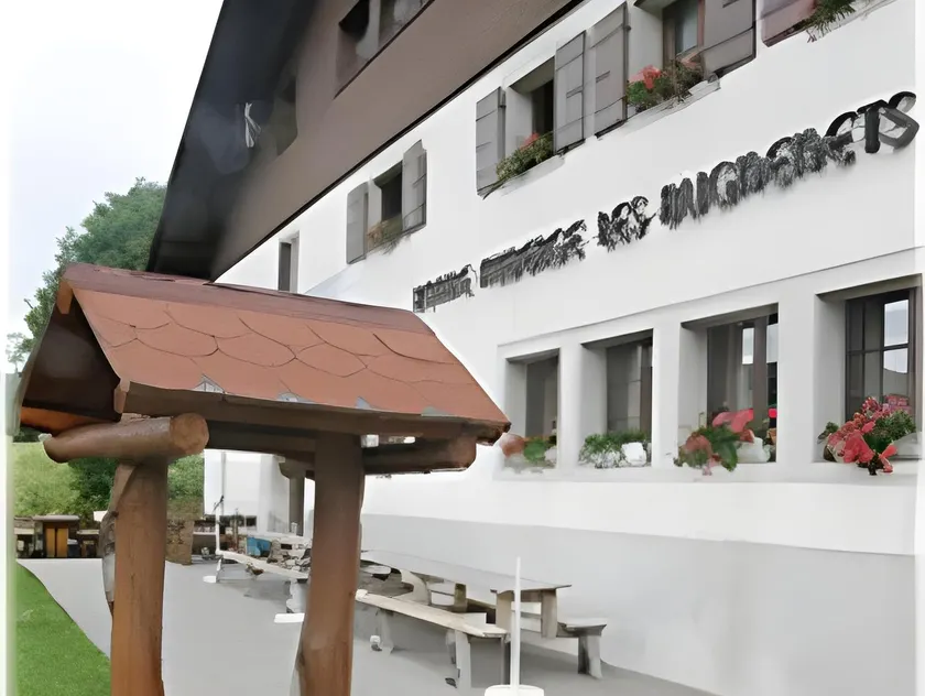 Bonne Auberge Les Bugnenets - Image 1