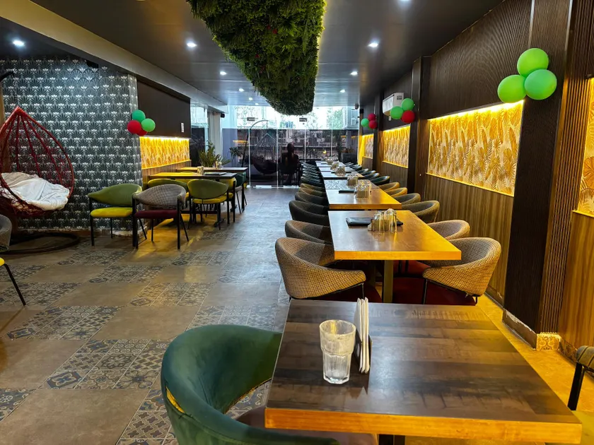 Hotel Legacy - Image 1