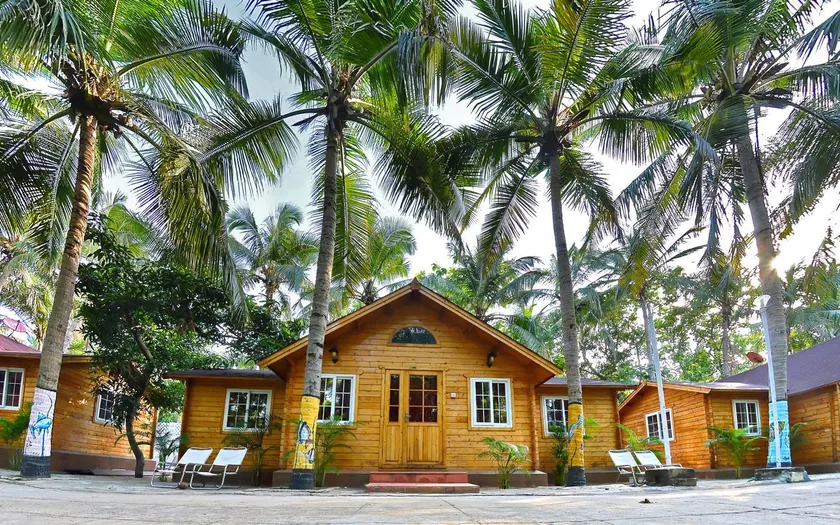 Blue Bay Beach Resort - Image 1