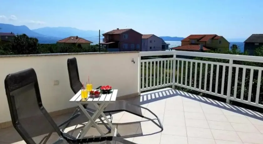 2min walk to the beach , Large SeaView terraces 2 Apts, BBQ, parking - Image 1