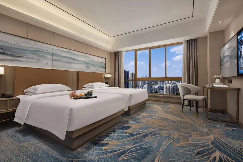Guomao Grand Hotel - Image 1