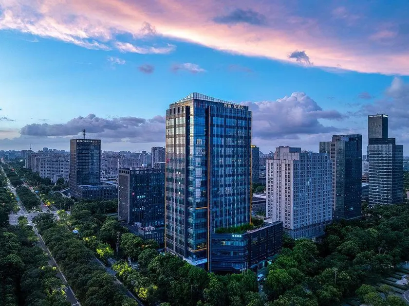 Meixu Huweiguan Hotel (Shanghai Jiading New Town) - Image 1