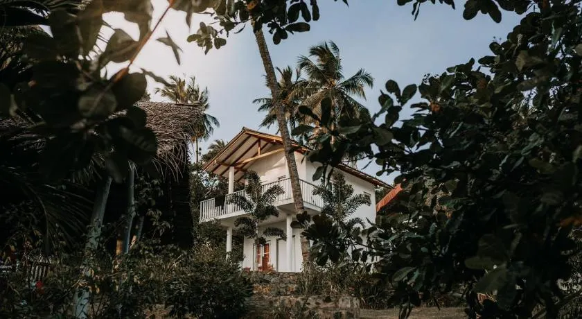 Hiru Villa Tangalle - Image 1