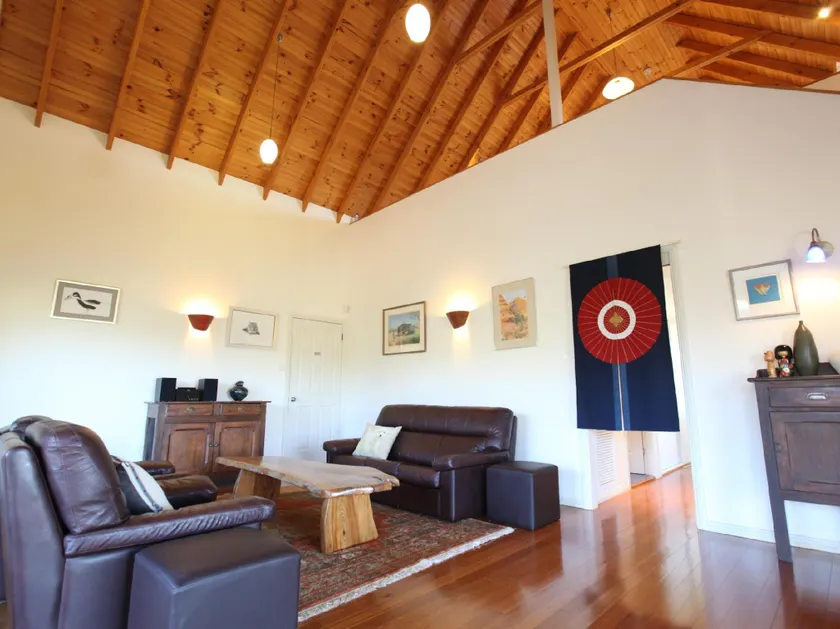 Artist Cottage Ogishi Craft Centre - Image 1