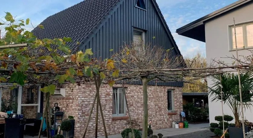 Ferienhaus im Grünen - Image 1