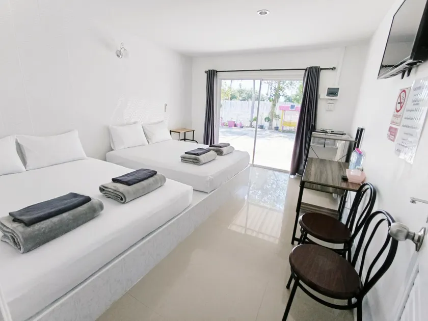 Saan Rak Resort - Image 1