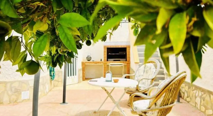 Casa Zeus by Rental Hero - Image 1