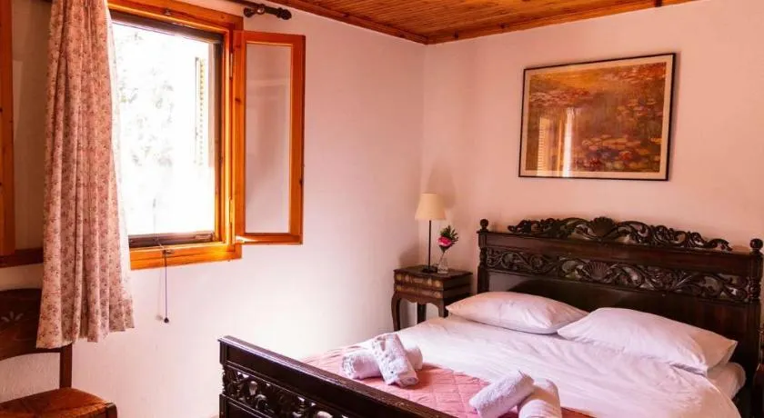 Iria's Cosy Traditional House - Image 1