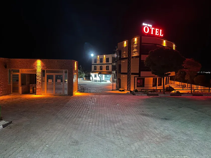 Bulut Royal Hotel - Image 1
