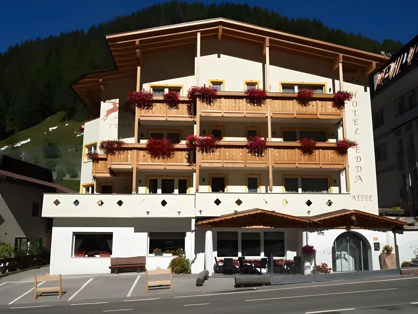 Hotel Edda - Image 1