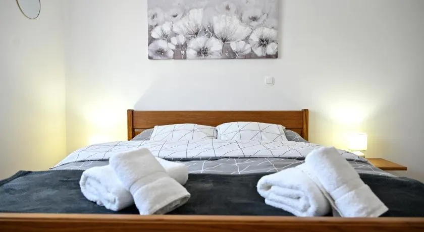 Sobe i apartmani MILLA - Image 1