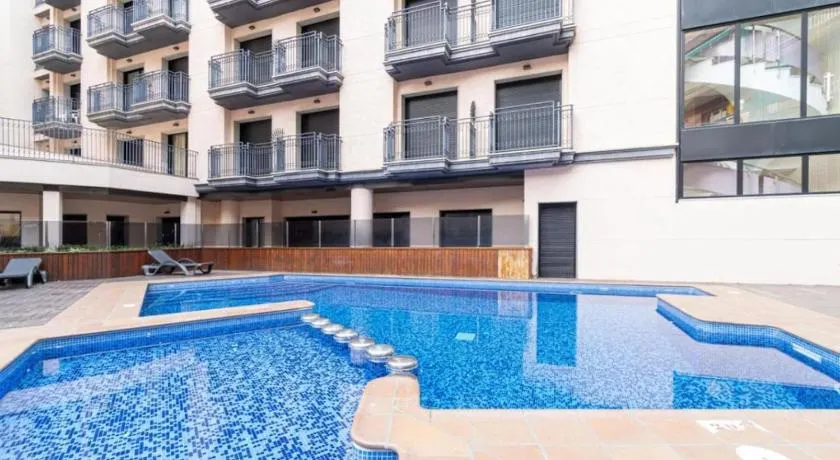 Costa Suite Beach, Pool and Parking - Image 1