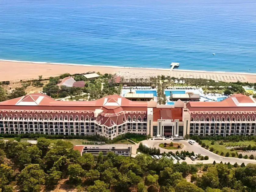 Lago Hotel Ex Azura Deluxe Resort and Aqua Sorgun - Image 1