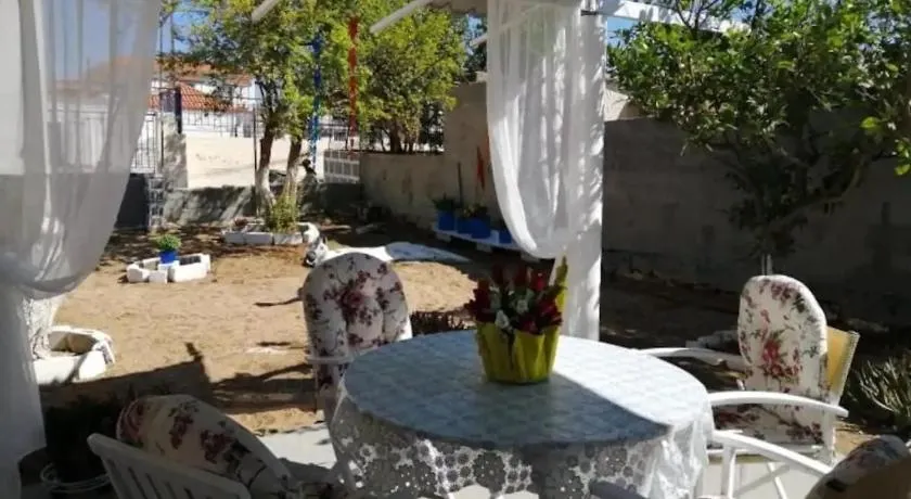 Welcome to Giouli's home ! - Image 1
