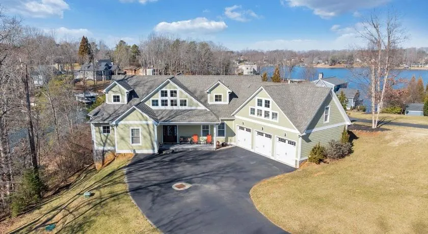 Serenity Shores - Private Lakefront Home with Dock - Image 1