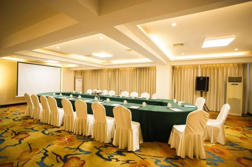 Xulian hotel - Image 1