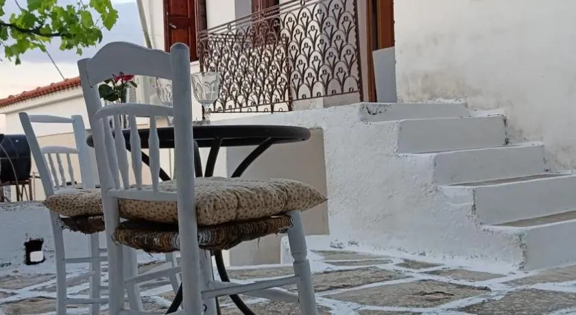 George's house samos - Image 1