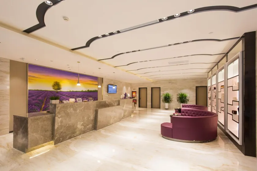Lavande Hotels Urumqi Xinmin West Street Hongda Plaza - Image 1