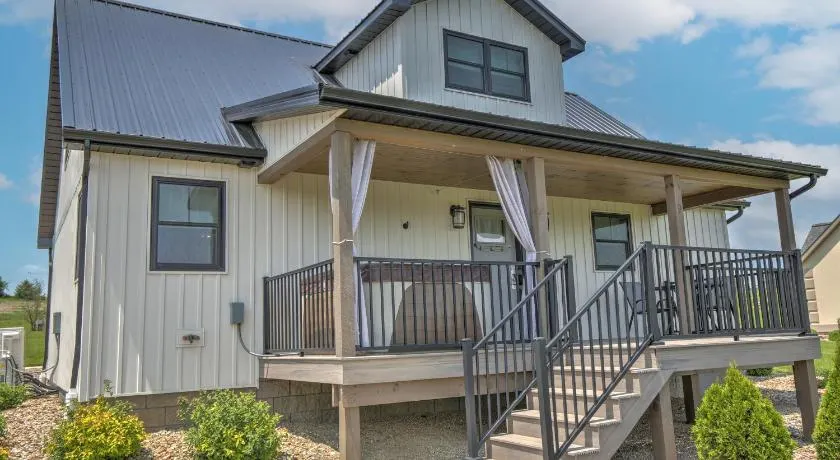 Premier Cottages by Amish Country Lodging - Image 1