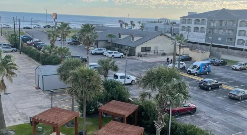 Casa Del Mar Galveston - Image 1