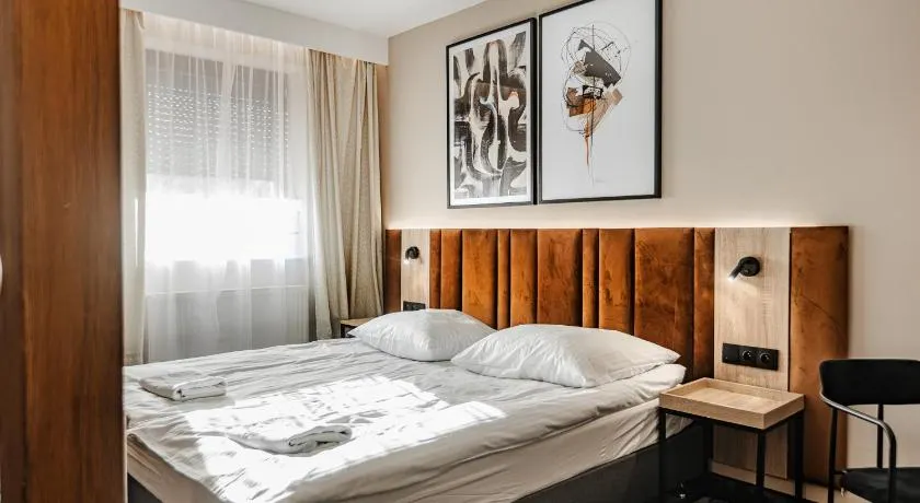Hotel Zodiak - Image 1