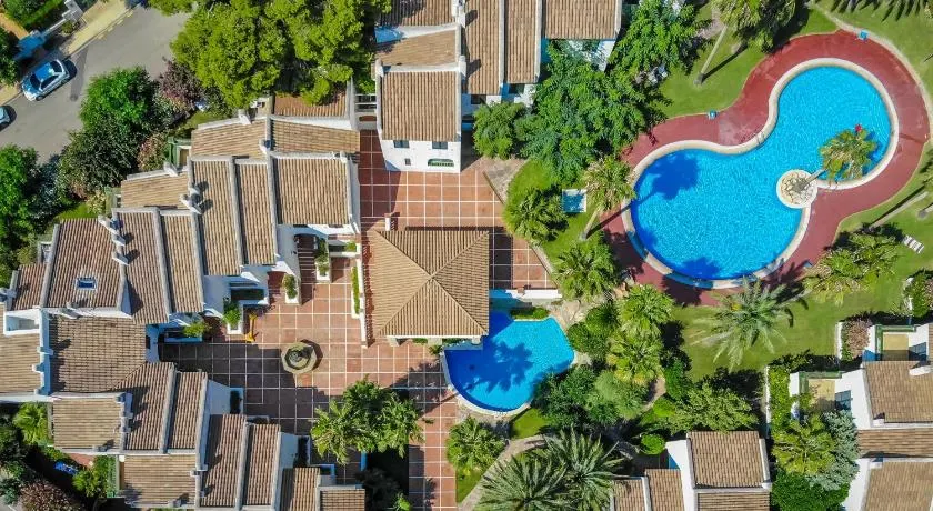 ARENDA Pino Alto Holiday Home Martin 18 - Image 1