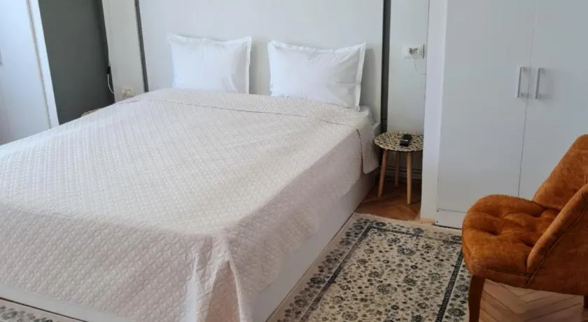 Apartament Central - Image 1
