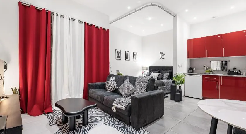 Nice Renting - GALLO - New Modern Loft Old Town Massena - Image 1