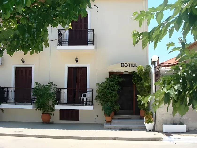 Hotel Aris - Image 1