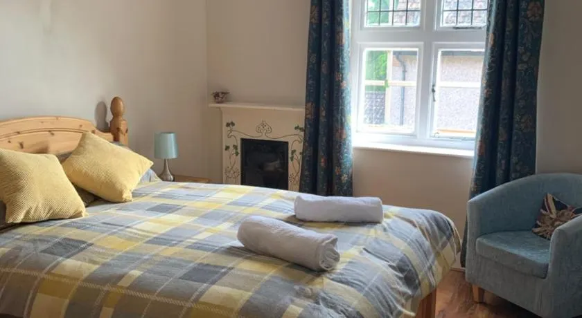 Lovely rooms in Somerset - Image 1