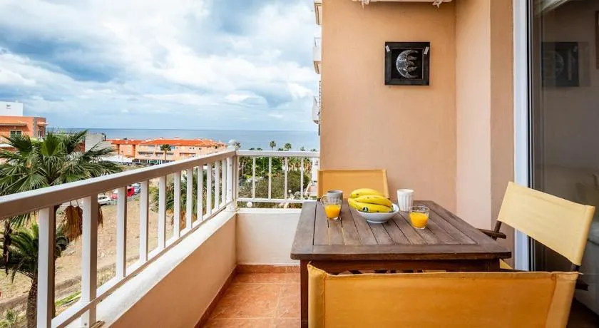 Cerca de la playa y cómodo by CABANA Rentals - Image 1