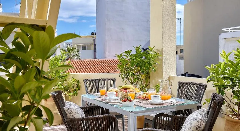 Erato Vintage House (city center) - Image 1