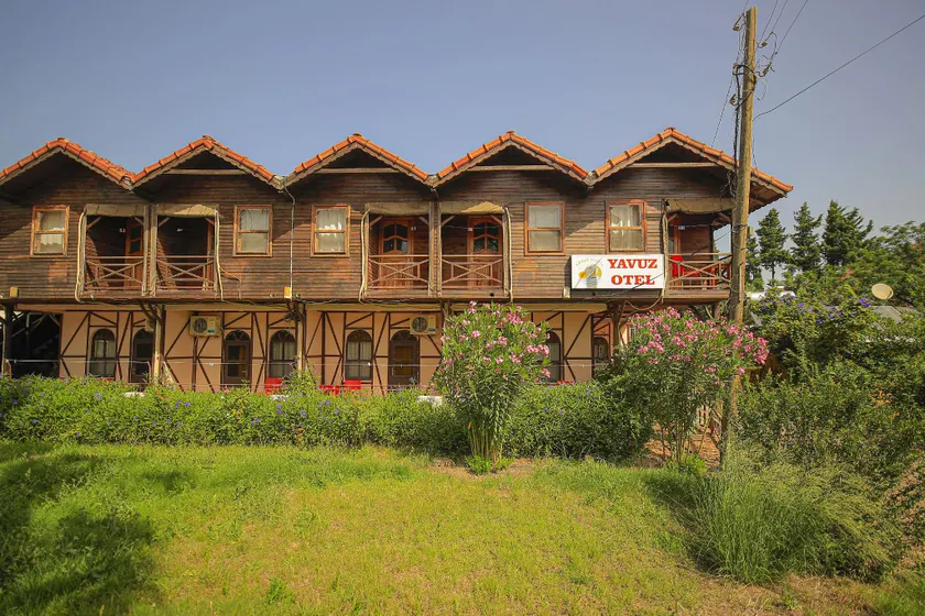 YAVUZ MOTEL ADRASAN - Image 1