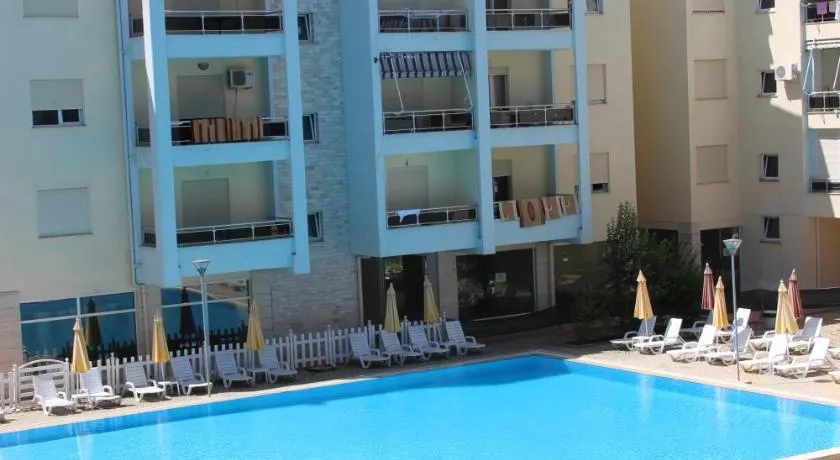 Golem Apartments - Image 1