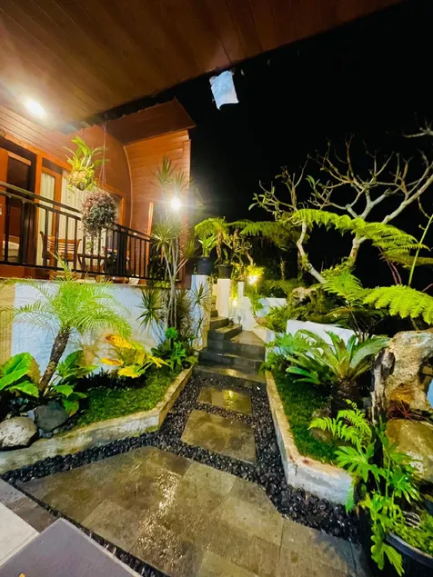 Ghanata House - Image 1