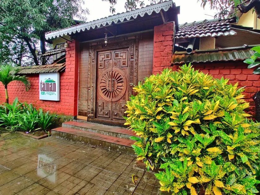 Taman Resort - Image 1