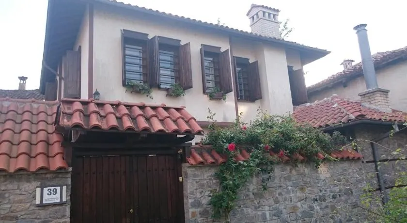 Guest house "The House" - Image 1