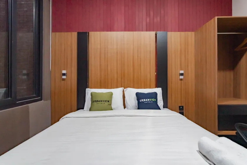 Urbanview Elephant Eleven Residence Buah Batu Bandung by RedDoorz - Image 1