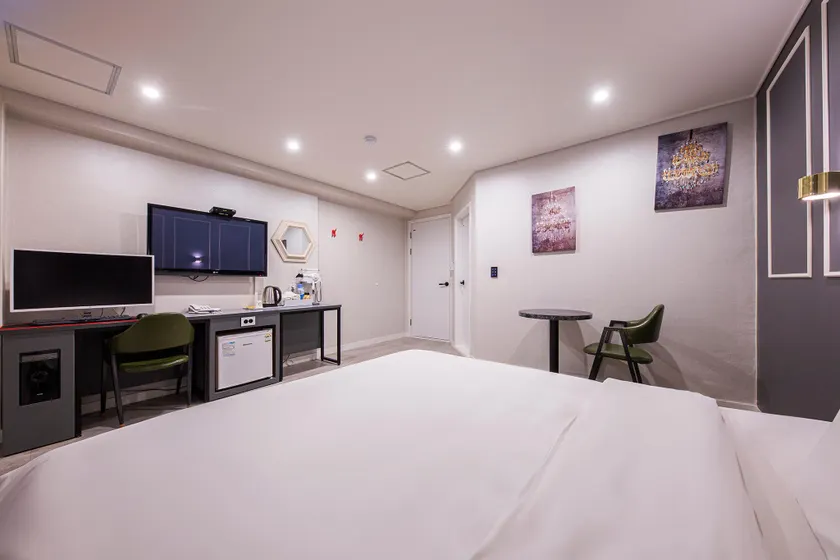 Wonju Hotel V - Image 1