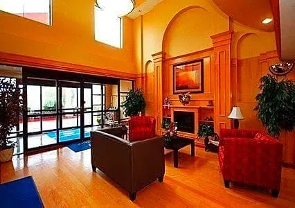 Comfort Inn Southwest - Image 1