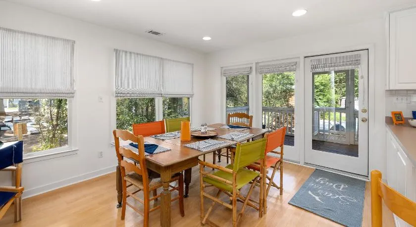 Beach House - Image 1
