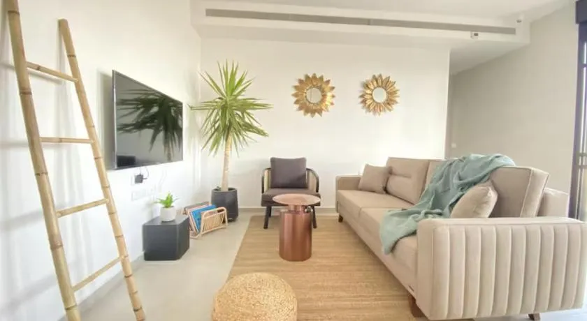 AYA Boutique Aparthotel - Image 1