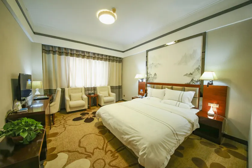 Baoji Tianwaitian Hotel - Image 1