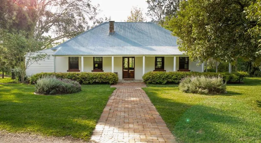 Old Duninald House - Historic Farmhouse Experience - Image 1