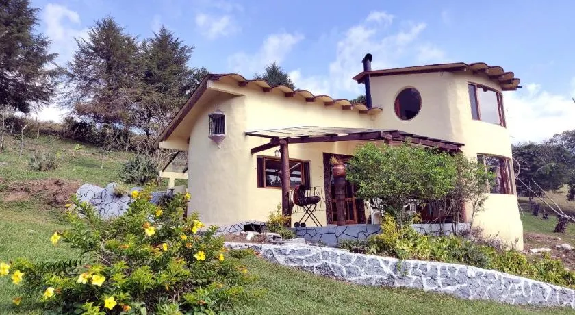 Casa de campo vacacional "Tres Soles" en Xico, Veracruz - Image 1