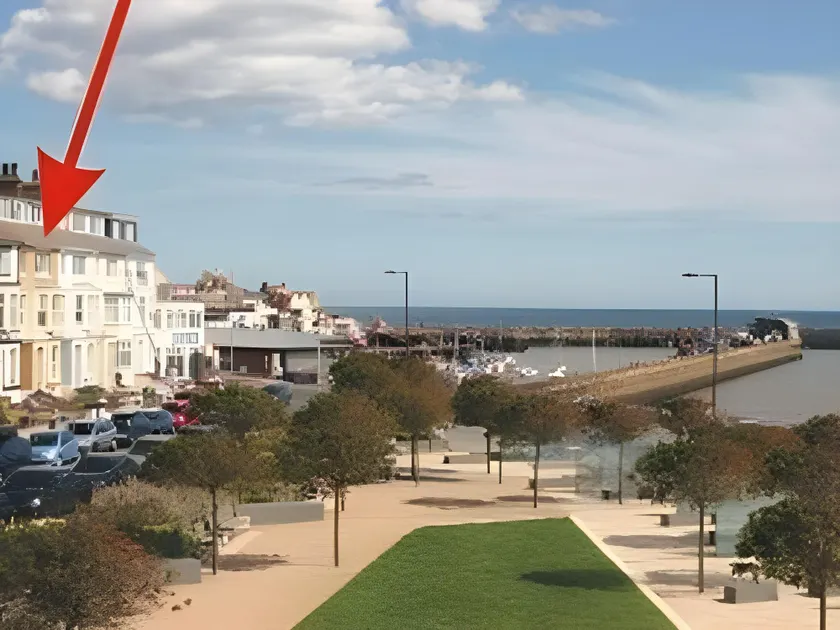 Rowntree Seaview Holiday Flats - Image 1